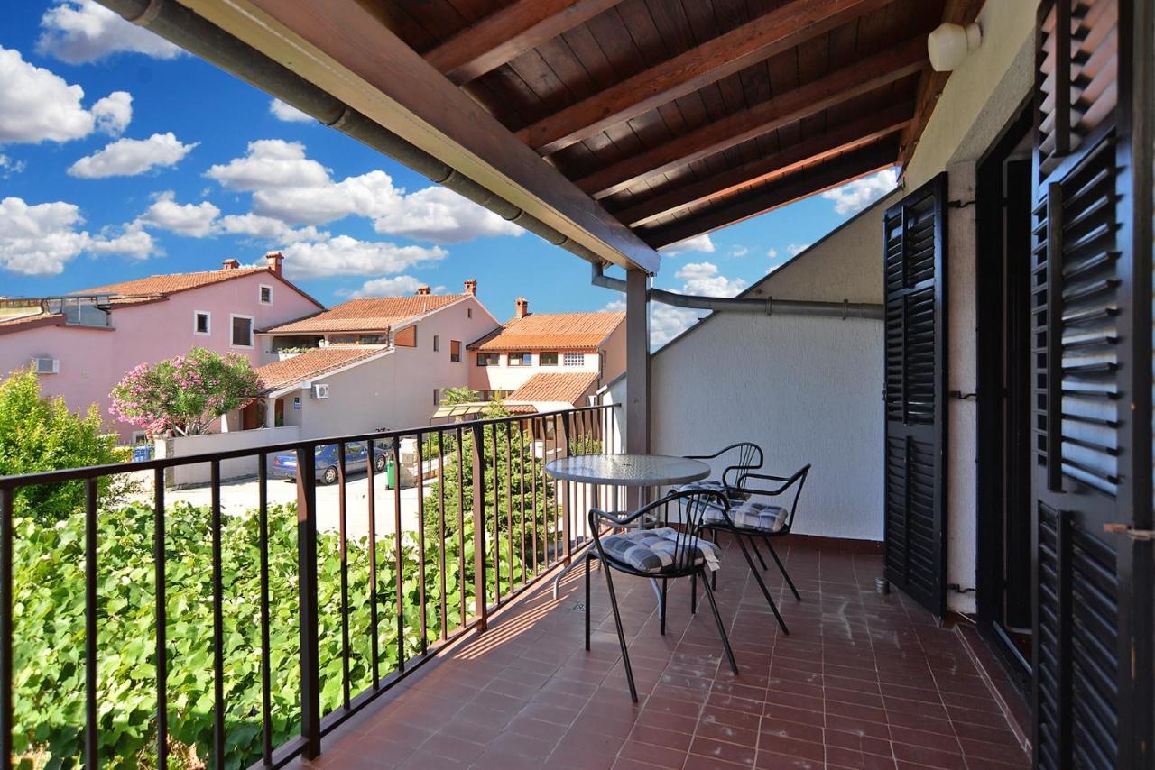Apartment Vanga 533 Pula Luaran gambar