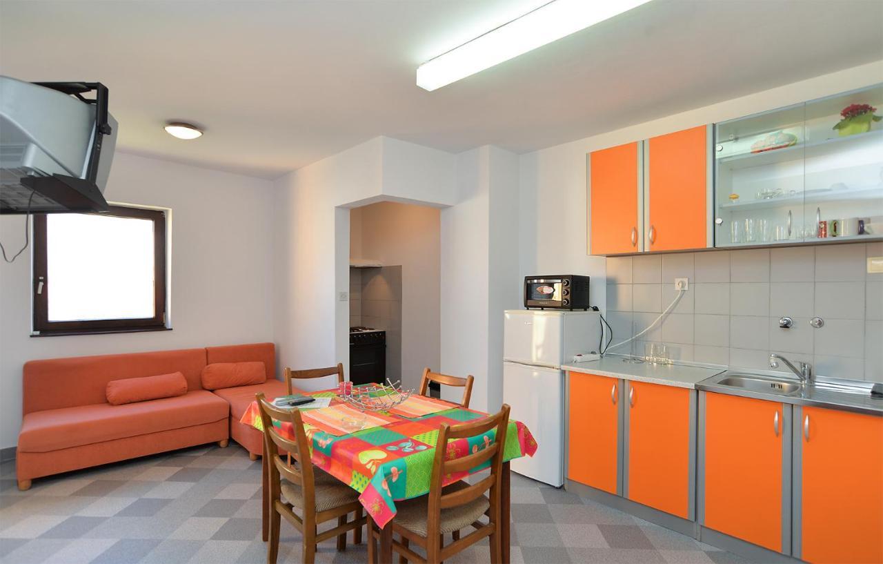 Apartment Vanga 533 Pula Luaran gambar